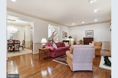 10204 Aspen Willow Drive, Fairfax, VA 22032 - Photo 5