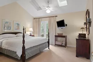 10204 Aspen Willow Dr, Fairfax, VA 22032 - Photo 15