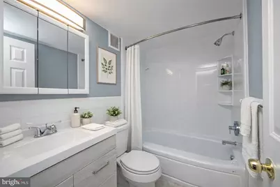 9491 Fairfax Boulevard #202, Fairfax, VA 22031 - Photo 23