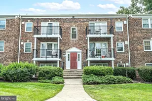 9491 Fairfax Blvd, Fairfax, VA 22031 - Photo 1