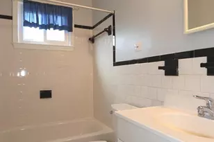 10932 Fairchester Dr, Fairfax, VA 22030 - Photo 17