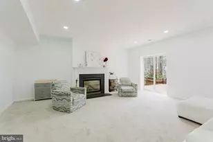 4318 Chancery Park Dr, Fairfax, VA 22030 - Photo 51