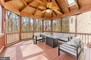 4318 Chancery Park Dr, Fairfax, VA 22030 - Photo 43