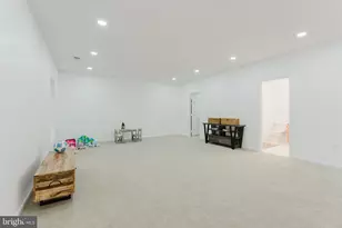 4318 Chancery Park Dr, Fairfax, VA 22030 - Photo 55