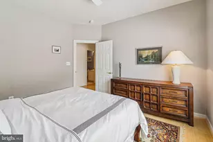 10089 McCarty Crest Ct, Fairfax, VA 22030 - Photo 43