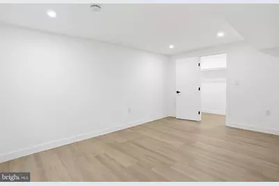 10704 Howerton Avenue, Fairfax, VA 22030 - Photo 19