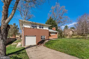 3804 Richardson Pl, Fairfax, VA 22030 - Photo 3