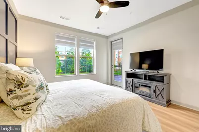 Fairgrounds #125, Fairfax, VA 22030 - Photo 27