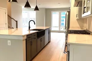 10590 Red Oak St, Fairfax, VA 22030 - Photo 9