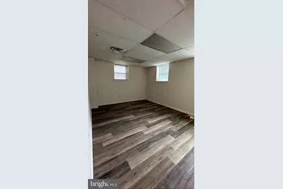 4160 Chain Bridge Road, Fairfax, VA 22030 - Photo 3