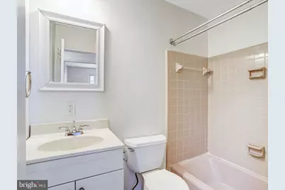 9752 Cardinal Road, Fairfax, VA 22030 - Photo 27