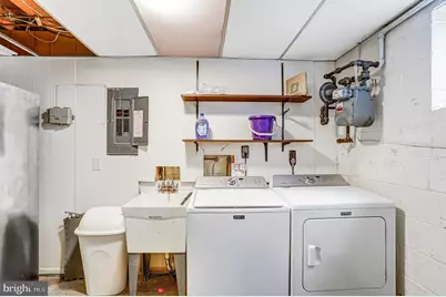 9752 Cardinal Road, Fairfax, VA 22030 - Photo 33