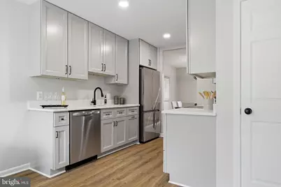 3262 Cambridge Court, Fairfax, VA 22030 - Photo 5