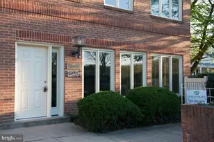 3607 Chain Bridge Rd, Fairfax, VA 22030 - Photo 1