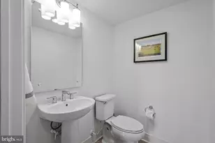 3548 Sutton Hts Cir, Fairfax, VA 22031 - Photo 37