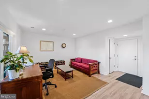 3548 Sutton Hts Cir, Fairfax, VA 22031 - Photo 35