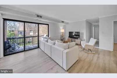 10725 W West Drive #303, Fairfax, VA 22030 - Photo 3