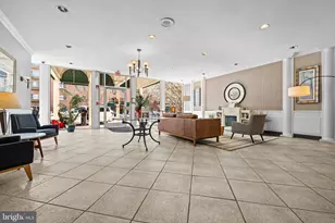 10570 Main St, Fairfax, VA 22030 - Photo 17