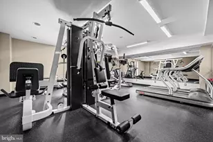 10570 Main St, Fairfax, VA 22030 - Photo 19