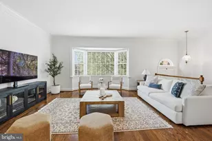 10424 Breckinridge Ln, Fairfax, VA 22030 - Photo 13