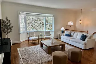 10424 Breckinridge Ln, Fairfax, VA 22030 - Photo 3