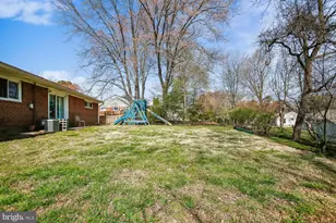 3610 Parklane Rd, Fairfax, VA 22030 - Photo 11