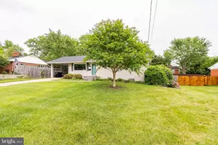3817 Ren Rd, Fairfax, VA 22030 - Photo 3