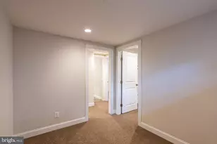 3817 Ren Rd, Fairfax, VA 22030 - Photo 23