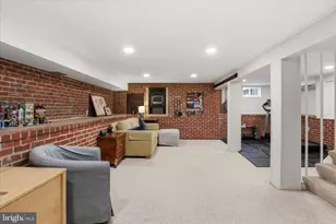 4029 Walters Ct, Fairfax, VA 22030 - Photo 17