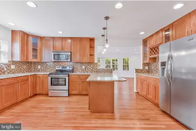 3683 Blenheim Boulevard, Fairfax, VA 22030 - Photo 5
