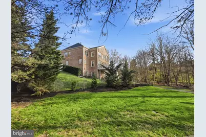 10123 Ratcliffe Manor Drive, Fairfax, VA 22030 - Photo 5