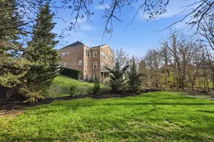 10123 Ratcliffe Manor Dr, Fairfax, VA 22030 - Photo 5