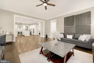 10602 Oak Pl, Fairfax, VA 22030 - Photo 23