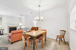 4111 Oxford Ln, Fairfax, VA 22030 - Photo 9