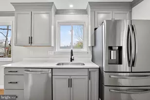 3811 Egan Dr, Fairfax, VA 22030 - Photo 13