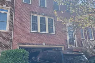 4129 Trowbridge St, Fairfax, VA 22030 - Photo 1