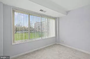 10570 Main St, Fairfax, VA 22030 - Photo 17