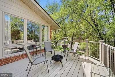 10122 Farmington Drive, Fairfax, VA 22030 - Photo 25