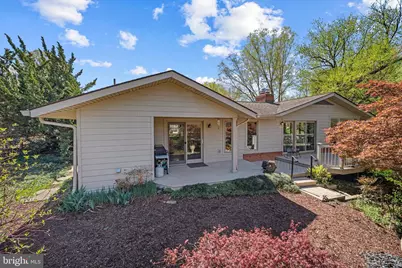 10122 Farmington Drive, Fairfax, VA 22030 - Photo 23