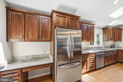 10122 Farmington Drive, Fairfax, VA 22030 - Photo 9