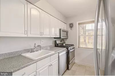 9457 Fairfax Boulevard #202, Fairfax, VA 22031 - Photo 11