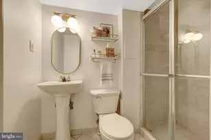 4132 Addison Rd, Fairfax, VA 22030 - Photo 39