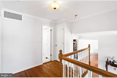 10917 Woodhaven Drive, Fairfax, VA 22030 - Photo 11