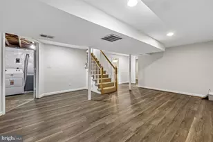 10217 Rodgers Rd, Fairfax, VA 22030 - Photo 17