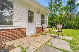 10705 Oak Pl, Fairfax, VA 22030 - Photo 35