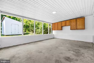10705 Oak Pl, Fairfax, VA 22030 - Photo 31