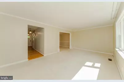 10413 Courthouse Drive, Fairfax, VA 22030 - Photo 9