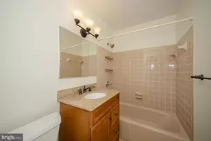 10413 Courthouse Dr, Fairfax, VA 22030 - Photo 21