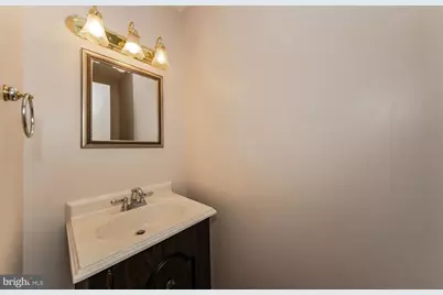10413 Courthouse Drive, Fairfax, VA 22030 - Photo 11