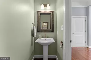 10505 Taba Cove Ct, Fairfax, VA 22030 - Photo 29